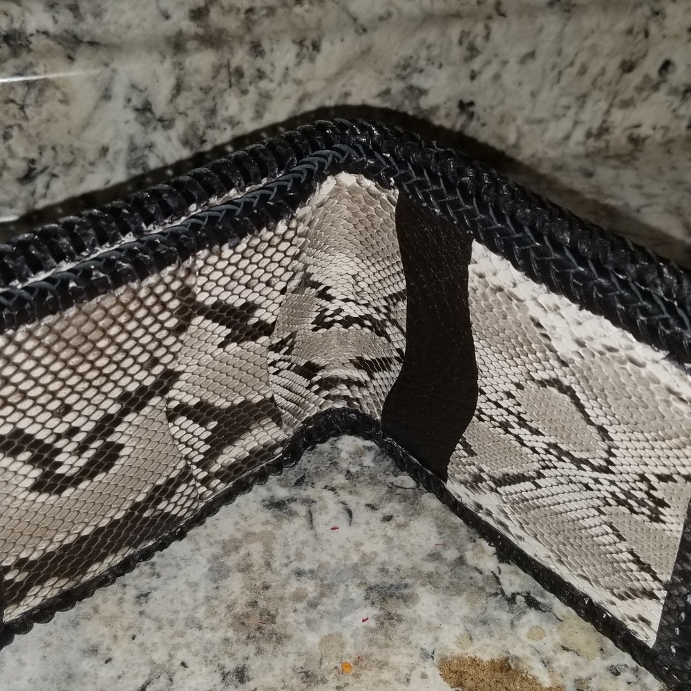 Wallet - Picture 2 of 4